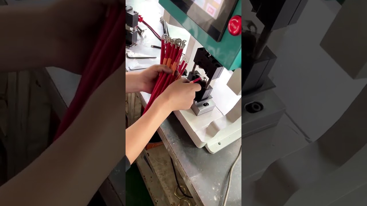 Customized Mold for 90-Degree Bent Terminal Crimping Machine