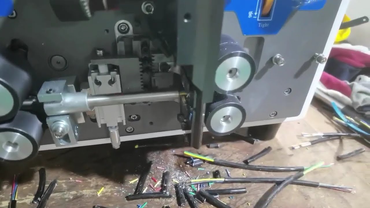 Fully Automatic Inner and Outer Sheath Stripping Machine